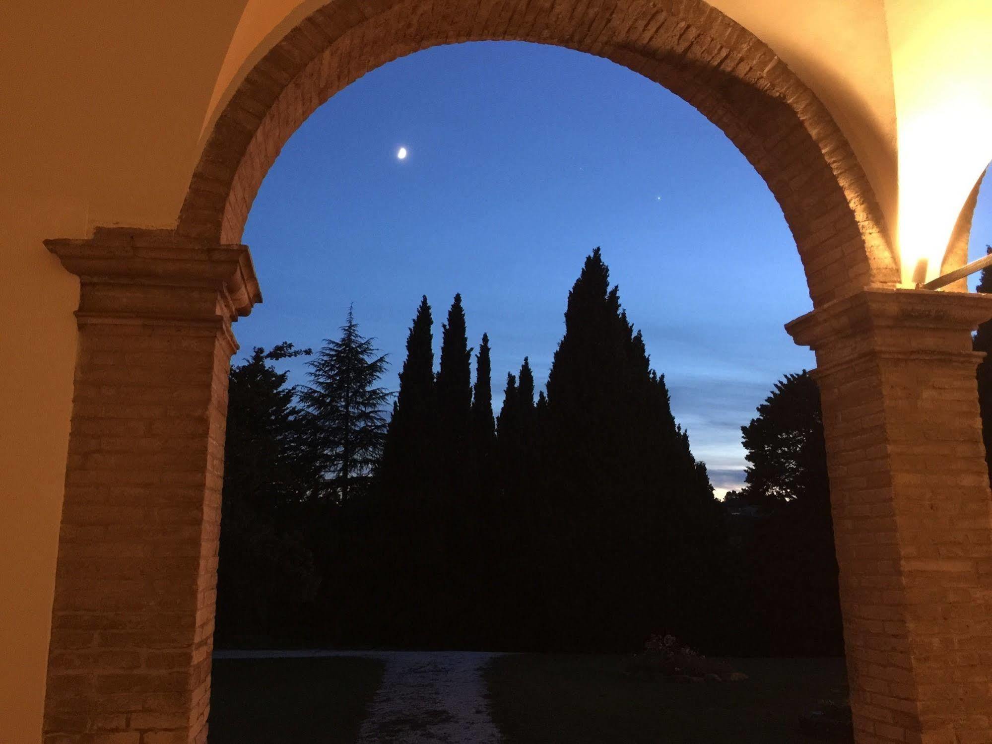 Convento Di San Francesco Mondaino Bed and Breakfast Eksteriør billede